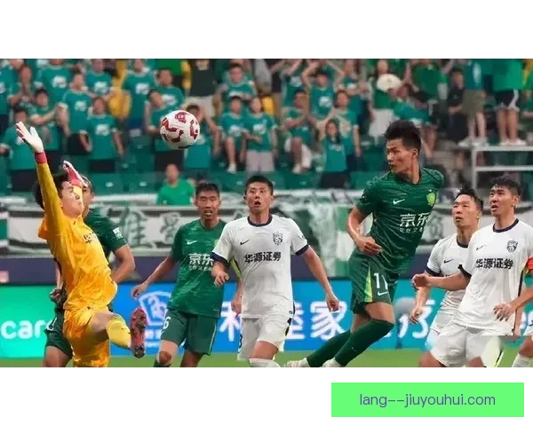 林良铭精彩边路突破助力国安攻防转换展现个人能力